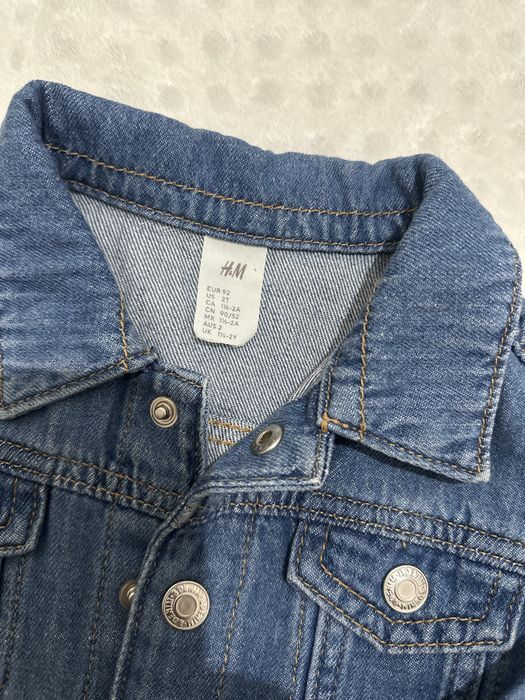 Джинсова курточка для дівчинки H&M, розмір 92