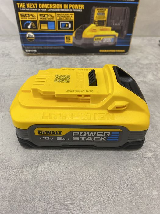 зарядні пристрої DeWALT 220v Батареї 2Ah 5Ah 8Ah Powerstack