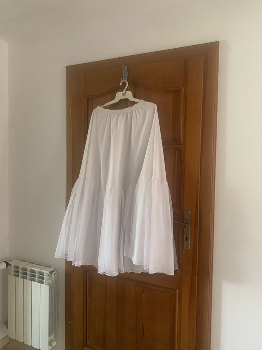 Biała suknia ślubna