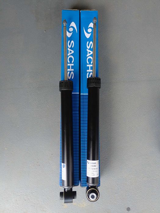 Амортизатор / пружина підвіски перед і зад (комплект)