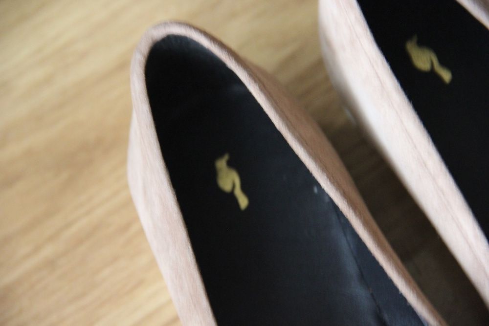 OCHNIK skórzane bydleca baleriny slip on 39 skora bezowe mokasyny