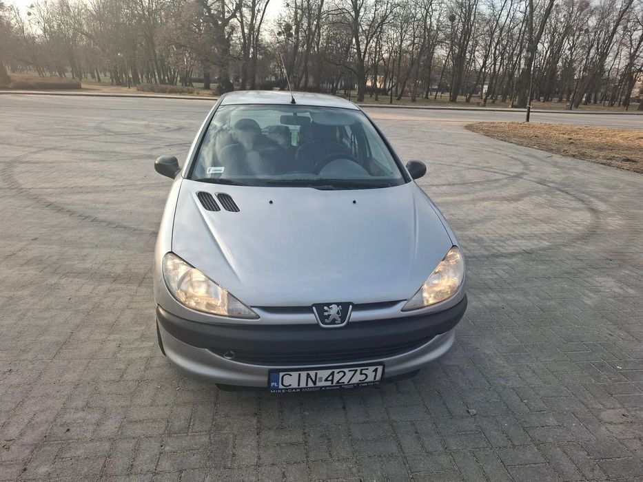 Peugeot 206 Auto sprawne, komplet kół z oponami zimowymi.
