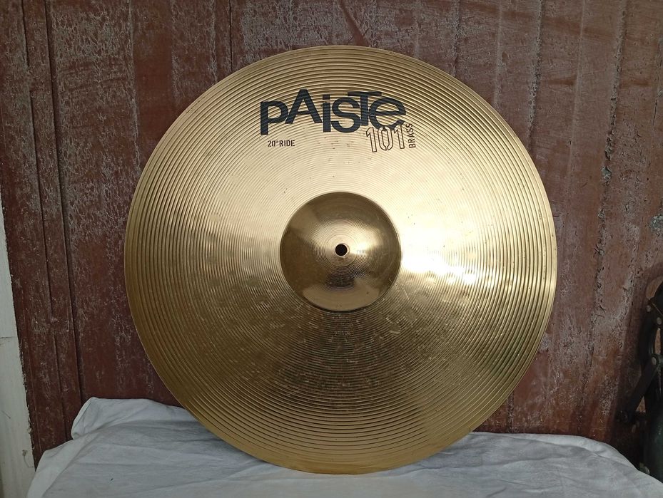 Paiste 101 crash 16'' ride 20'' Paiste PST3 18'' china