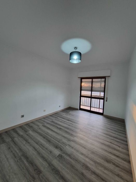 Apartamento T3 Marinha Grande para arrendamento