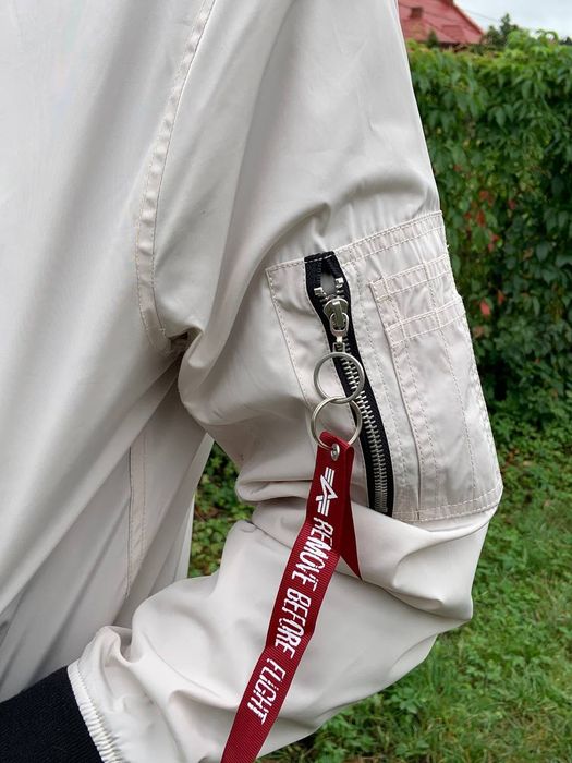 Куртка бомбер Black Rebel