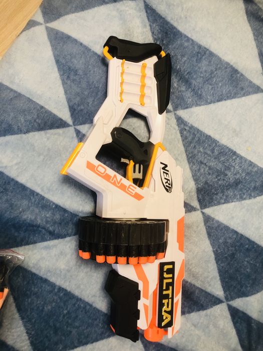 Nerf one бластер