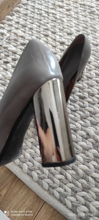 Buty, czółenka Zara 41