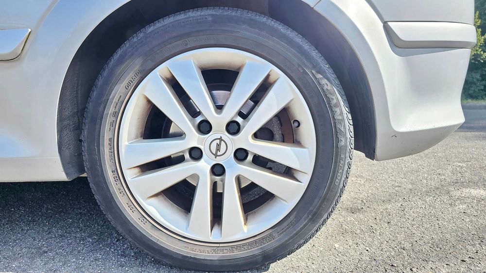 Opel Astra Hgtc de 2008