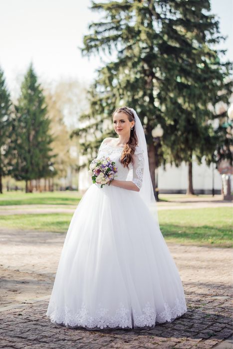Весільна сукня (біла)