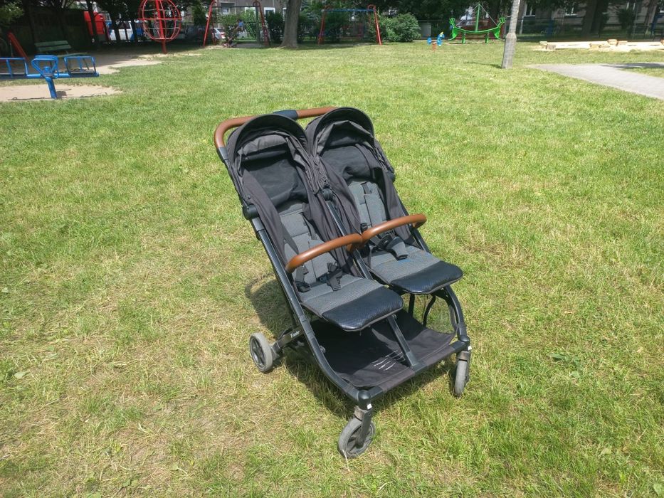 X-lander X-Double wózek spacerowy 2w1,  0-22kg x2, dla bliźniąt lub rok po roku