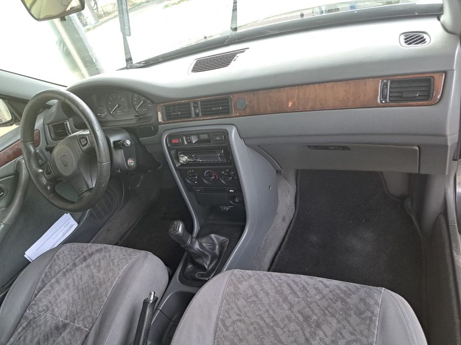 Veículo rover em ótimas condições