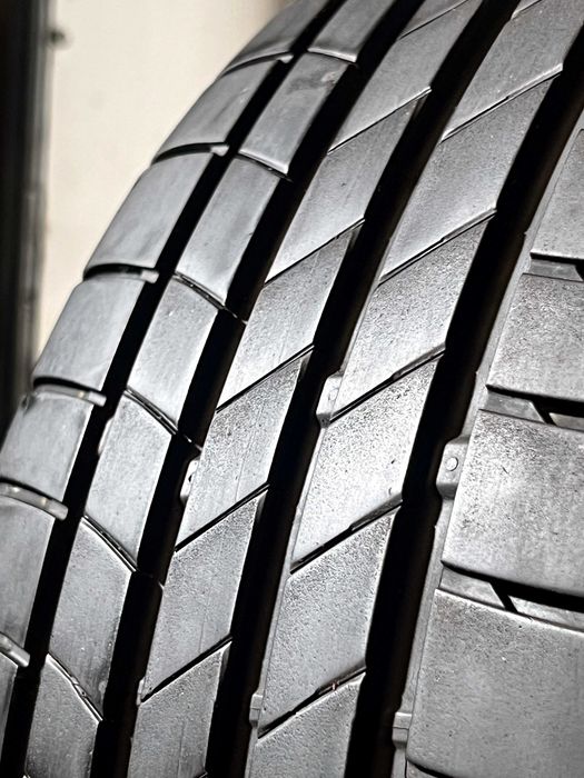Pneus Bridgestone Turanza T005 - 225/40/18 - Como NOVOS
