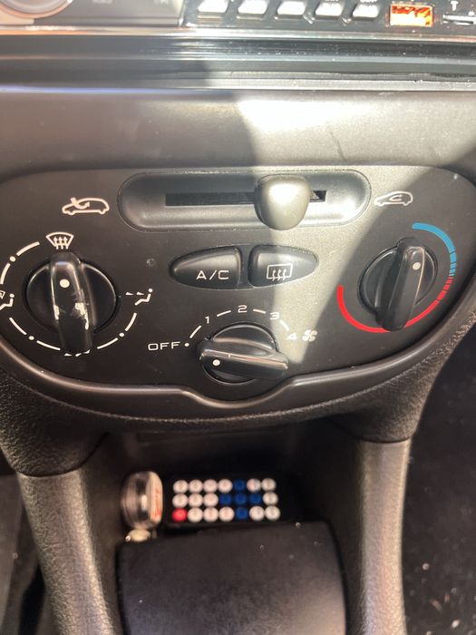 Peugeot 206 1.2 gasolina