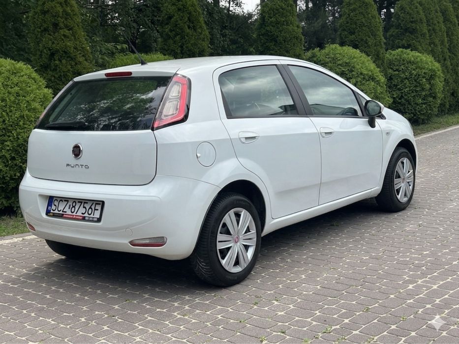 Fiat Punto Evo  Rezerwacja ! Rok Gwarancja GetHelp w cenie !