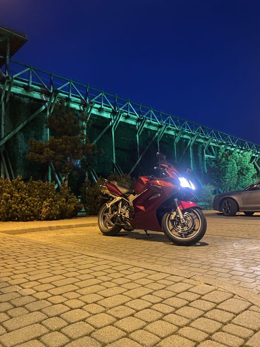 Honda vfr 800 vtec