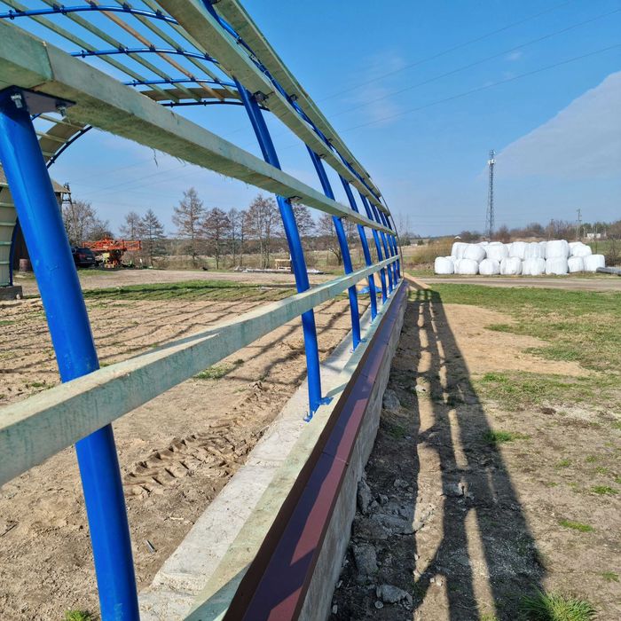 Hala łukowa 12m konstrukcja ocynkowana wiata na słome garaż