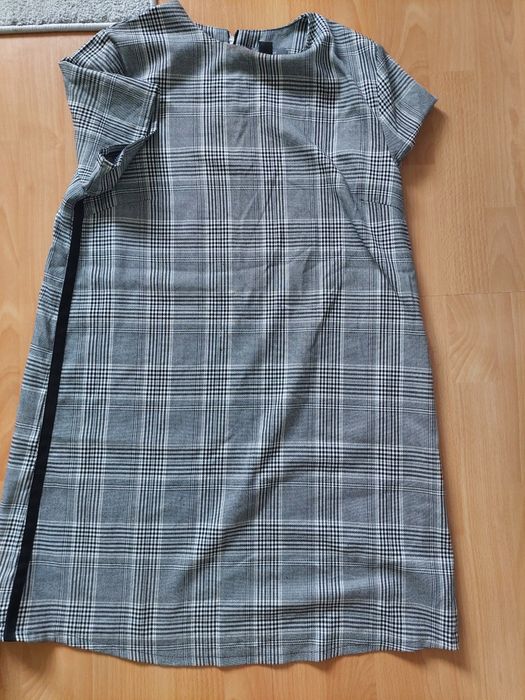 Paka eleganckich ubrań 42
