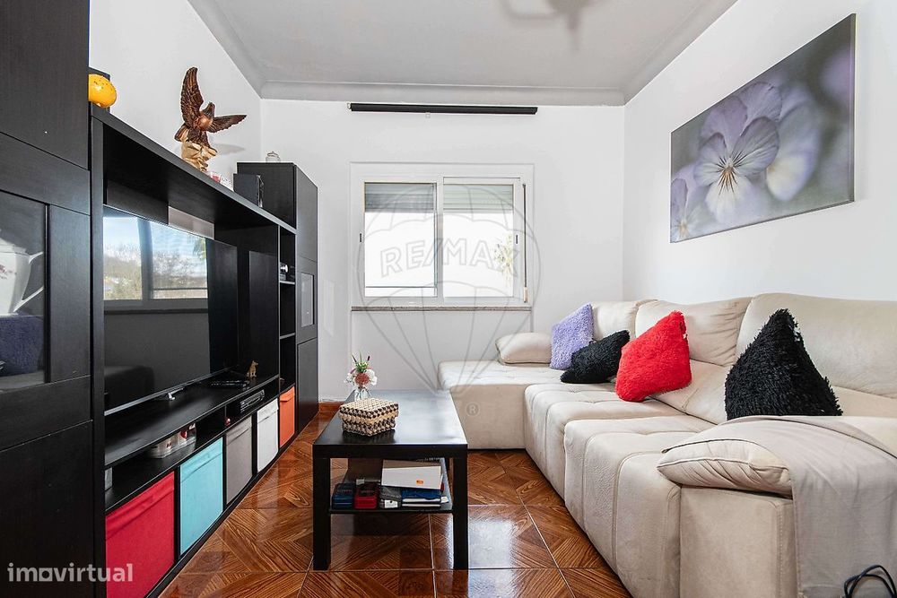 Apartamento T2 para venda — Póvoa De Santo Adrião E Olival Basto, Lisboa