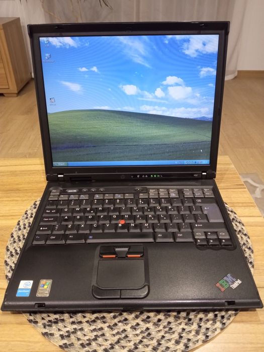 IBM ThinkPad R52 port LPT