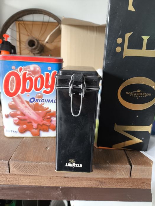 Puszka po kawie Lavazza 1991, kakao Oboy