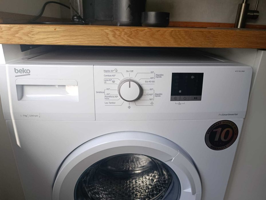 Máquina de lavar roupa 
 Beko WTE7611BWR 7Kg 1200RPM Classe D Branco