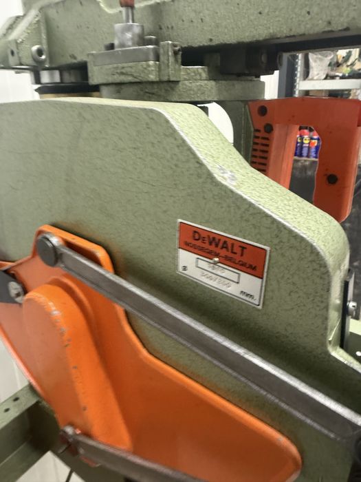 DeWalt 1600s Pila Radialna / ukośnica piła 400mm