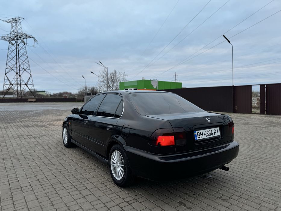 Продам хонду цивик