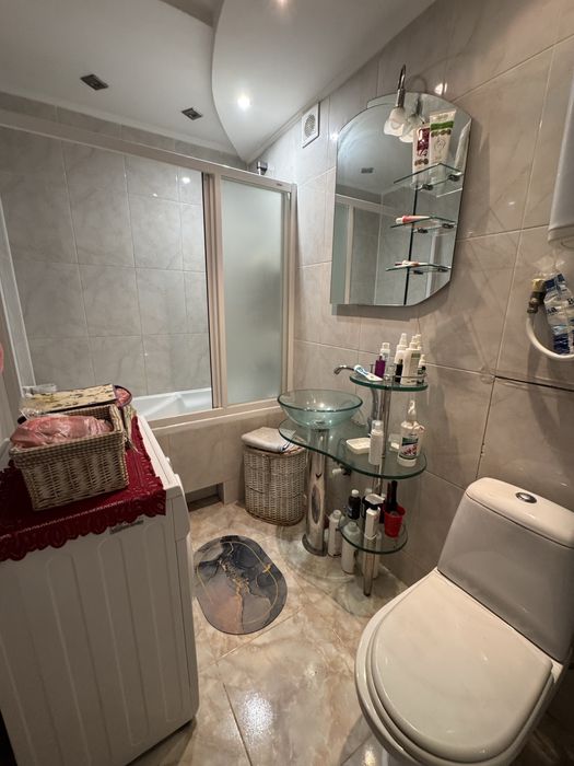 Срочно Продам 3 комнатную квартиру в центре пр.т Мира