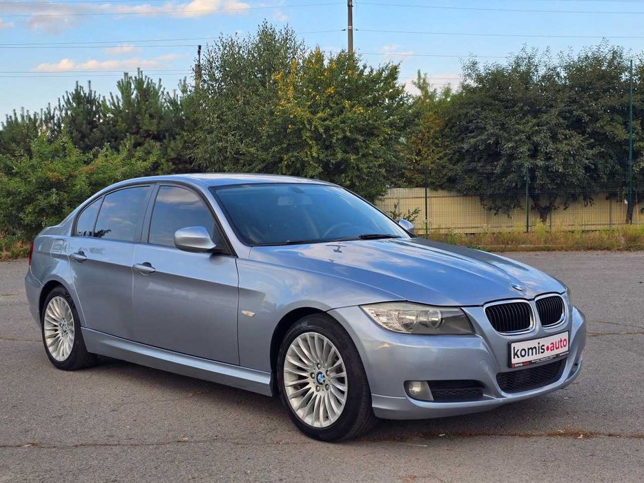 Продам BMW 3 Series 2011. Можна в розстрочку, під викуп.