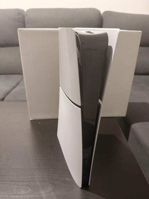 PS5 slim digital edition