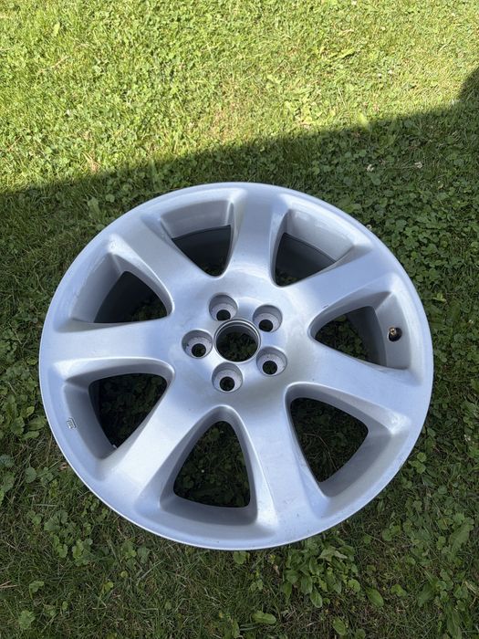 Felga aluminiowa Toyota 17”