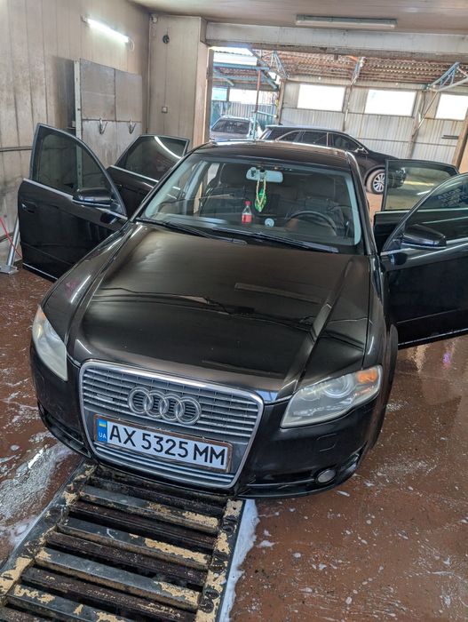 автомобіль ауді а4 б7