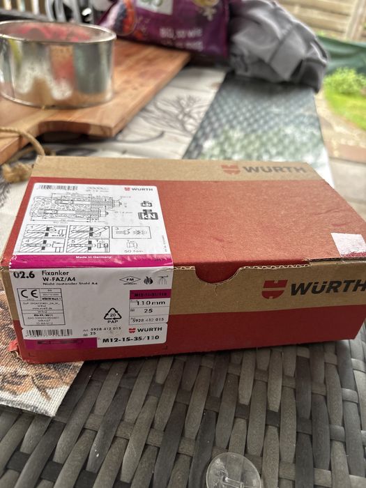 Kotwy sworzniowe Würth Fixanker W-FAZ/A4 M12 Stal Nierdzewna A4 – Opakowanie 25 szt