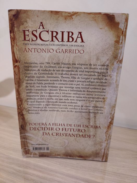 Livro: A escriba de António Garrido