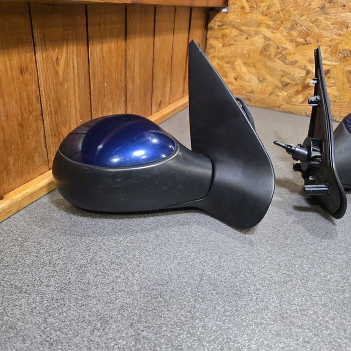 Дзеркала заднього виду Peugeot 206  механічне регулювання  E11015690