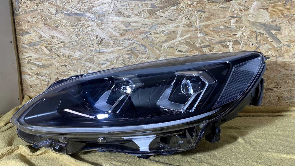 OKAZJA Ford Kuga 3 lewa + prawa komplet FULL LED ŁADNE