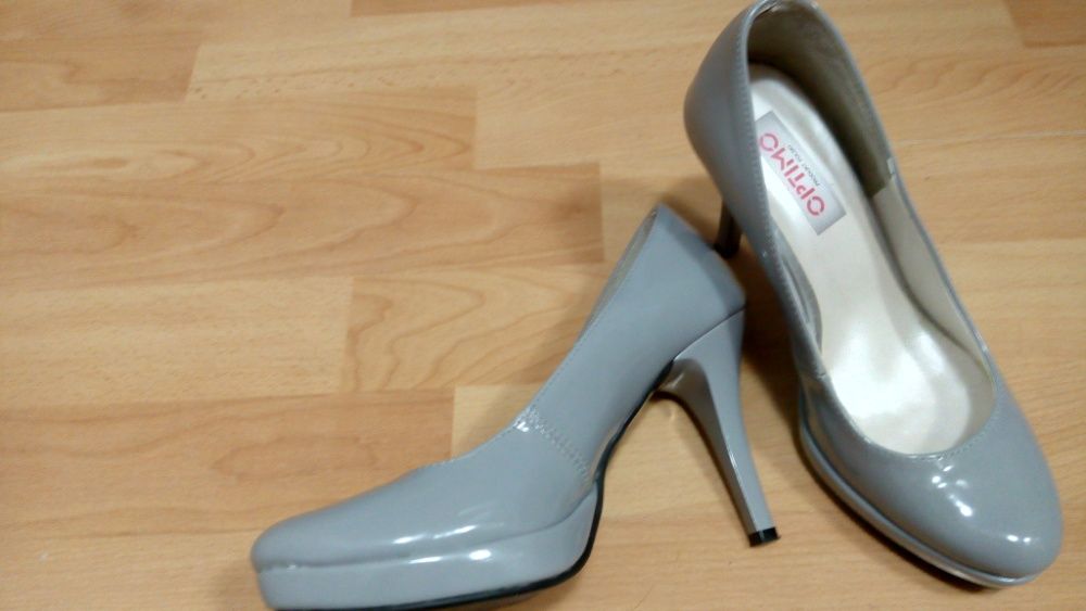 Eleganckie buty na szpilce