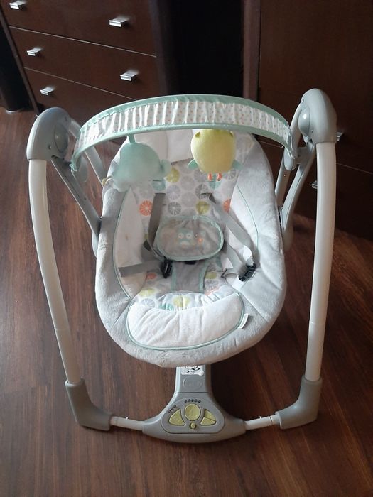 Bujaczek hybrydowy Bright Stars Ingenuity Swing