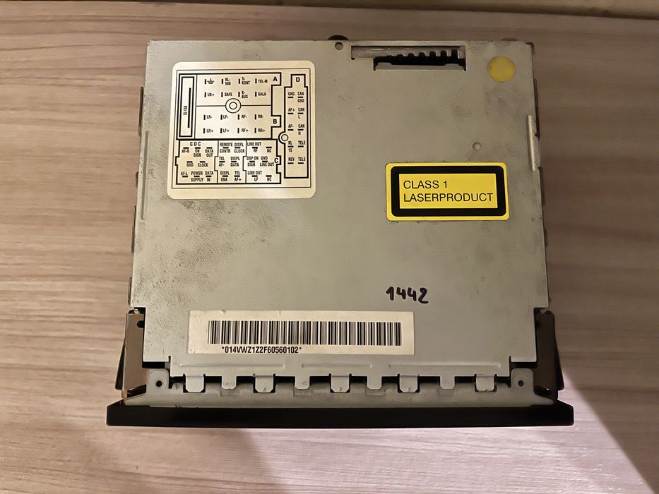 Radio VW Volkswagen navigation system MCD - sprawne , z kodem