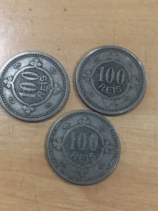 Moedas Antigas de 100 Reis