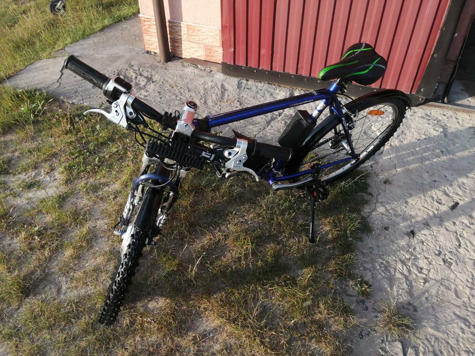 Продаю електро велосипед запас ходу 40 кме батарея з елементів тесла