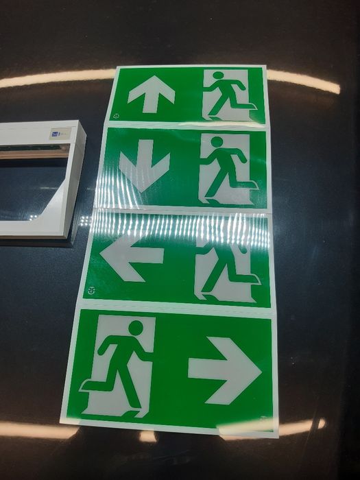 Oprawa ewakuacyjna piktogram