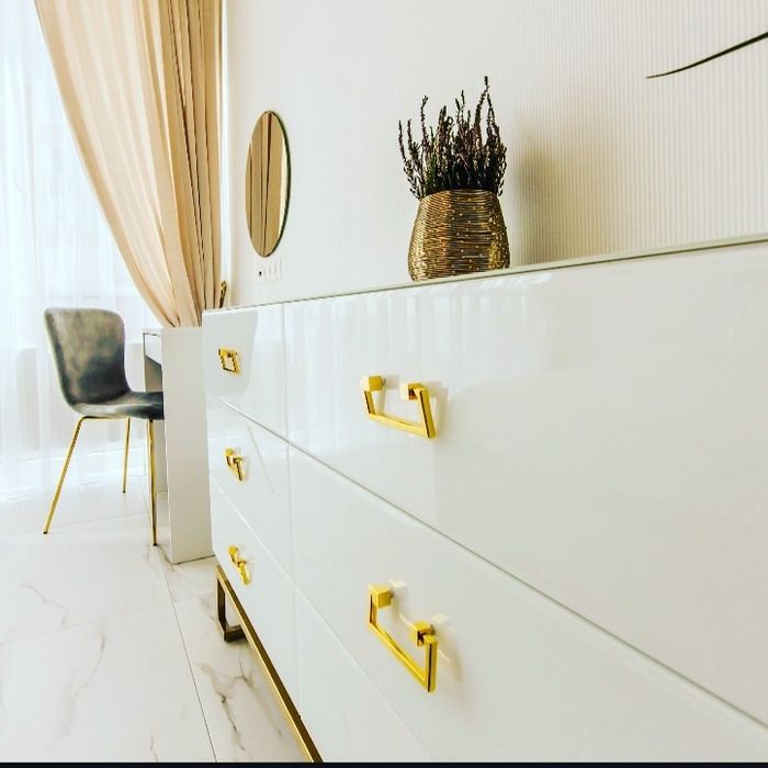 Апартаменты на 19 этаже.  Минская. Смарт плаза. Можно на месяц снять.