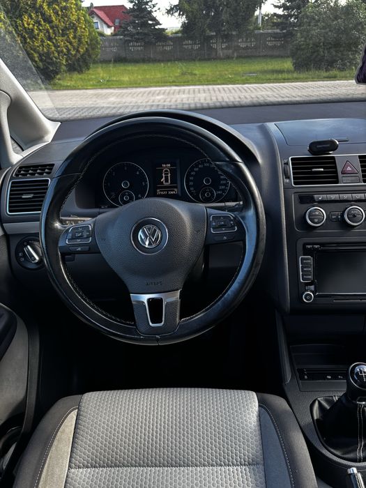VW Touran cross