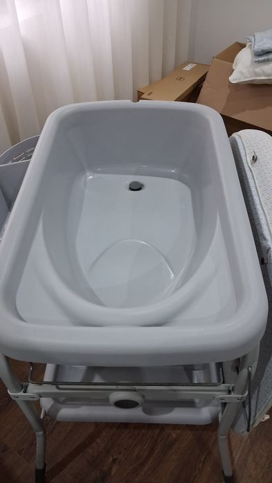 Banheira/muda fraldas chicco