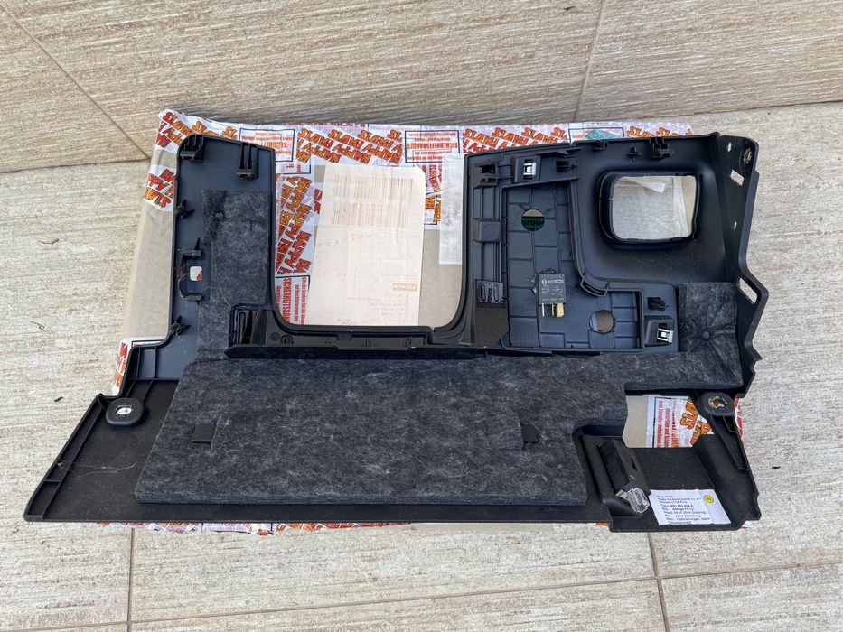 Peça tablier Audi TT - 8S1_863_075_A