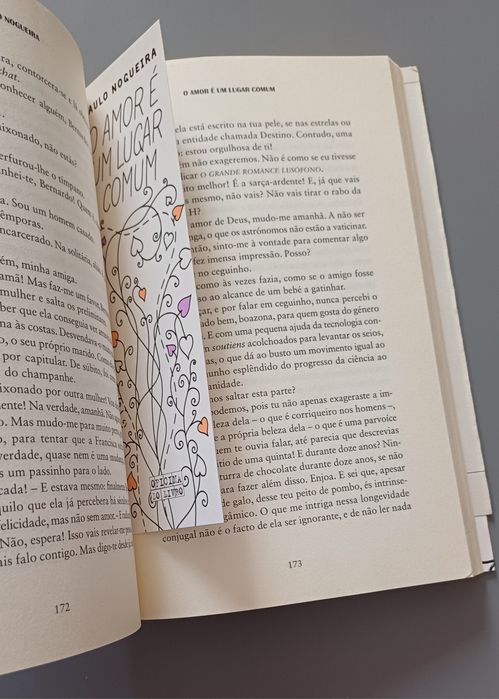 Livro - O Amor É Um Lugar Comum
