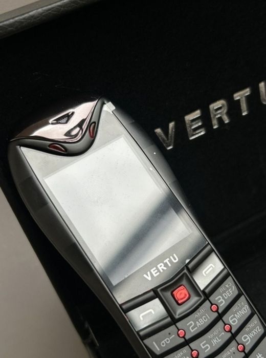 Новый телефон Vertu