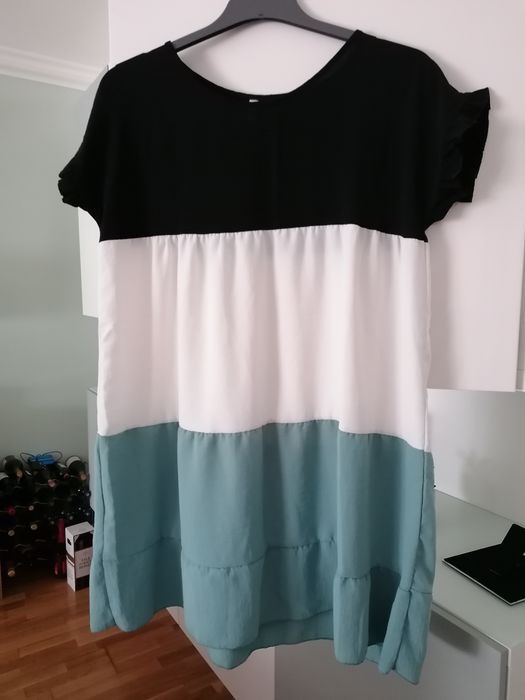 Vestido de verão curto - veste L/XL