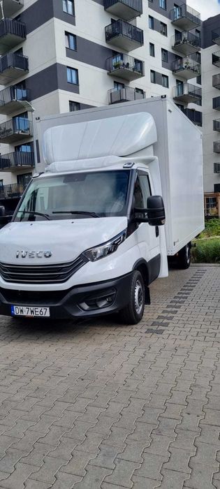 wynajem samochodu busów Blaszak Kontener wypożyczalnia samochodów